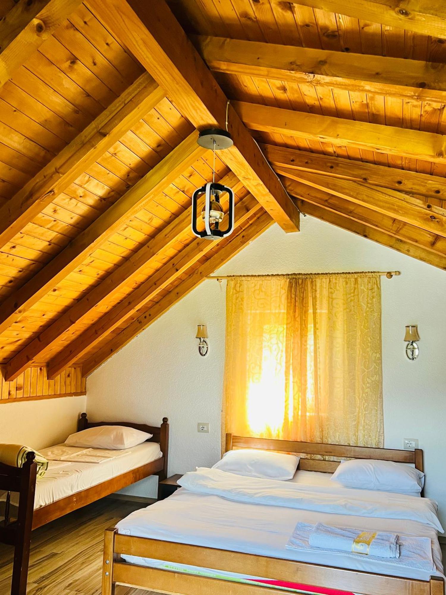 Krojet E Rrogamit Валбона Экстерьер фото